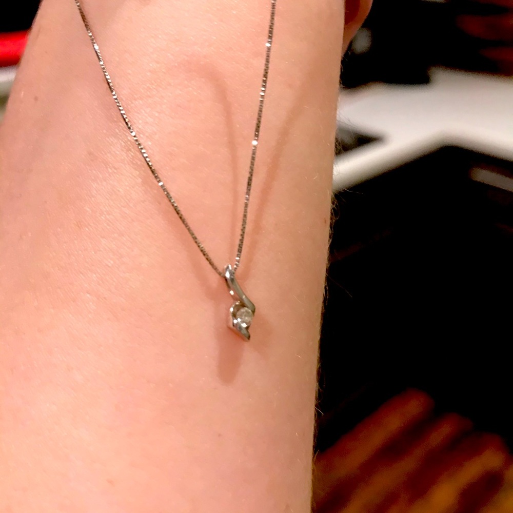 1/20 ct. Diamond Necklace - 14k white gold